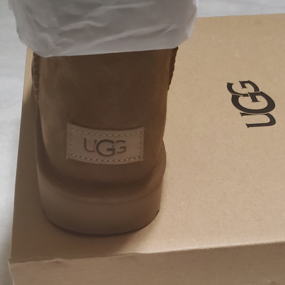 UGG Bailey Bow Shimmer